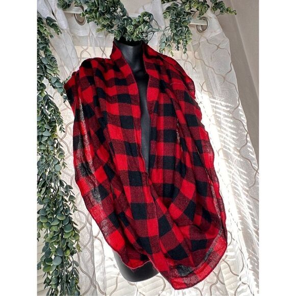 Beautiful Red & Black Checker Pattern Print Infinity Scarf 
Good Condition - Picture 2 of 4